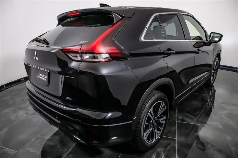 2025 Mitsubishi Eclipse Cross - Image 8 of 21