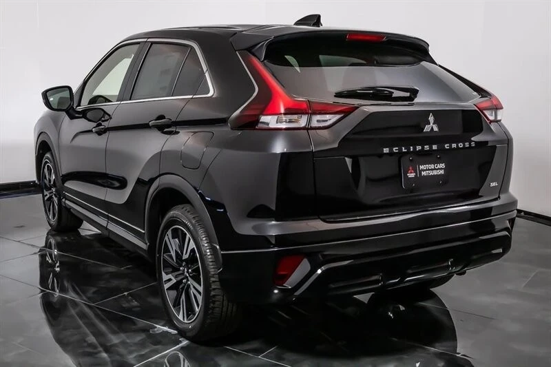 2025 Mitsubishi Eclipse Cross - Image 7 of 21