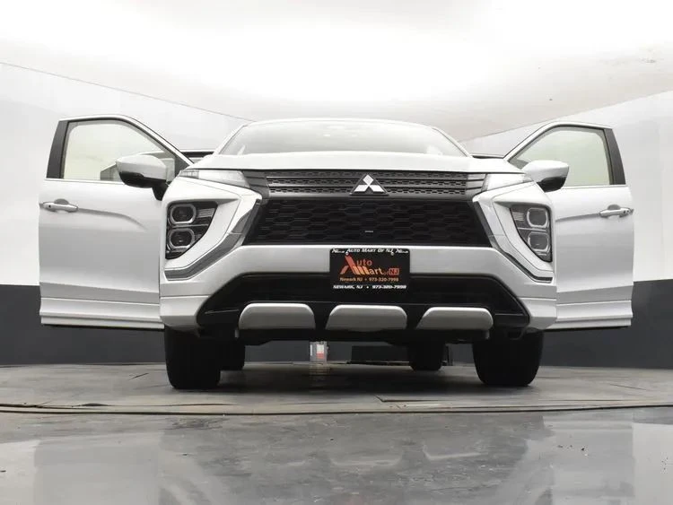 2025 Mitsubishi Eclipse Cross - Image 11 of 12