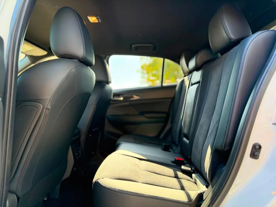 2025 Mitsubishi Eclipse Cross - Image 13 of 20