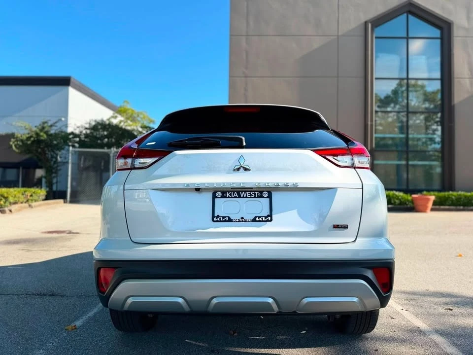 2025 Mitsubishi Eclipse Cross - Image 5 of 20
