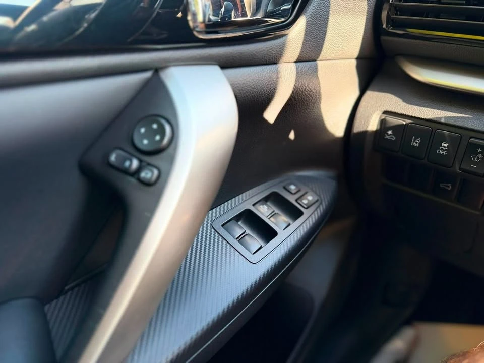 2025 Mitsubishi Eclipse Cross - Image 16 of 20