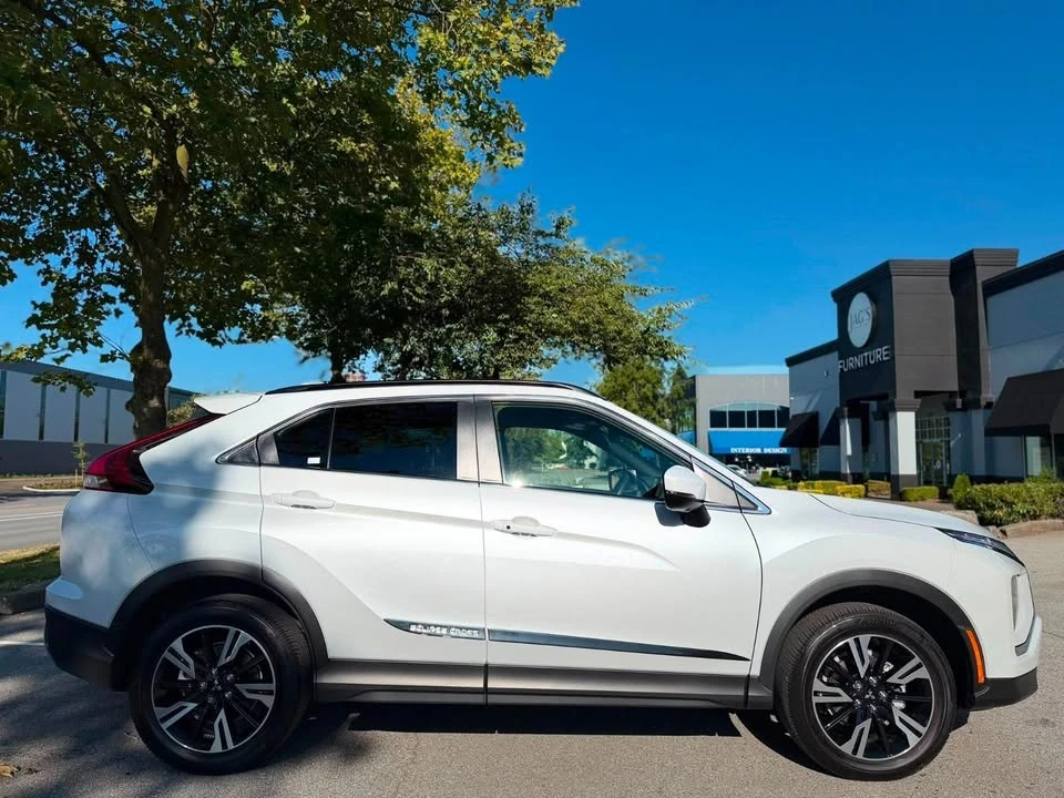 2025 Mitsubishi Eclipse Cross - Image 7 of 20