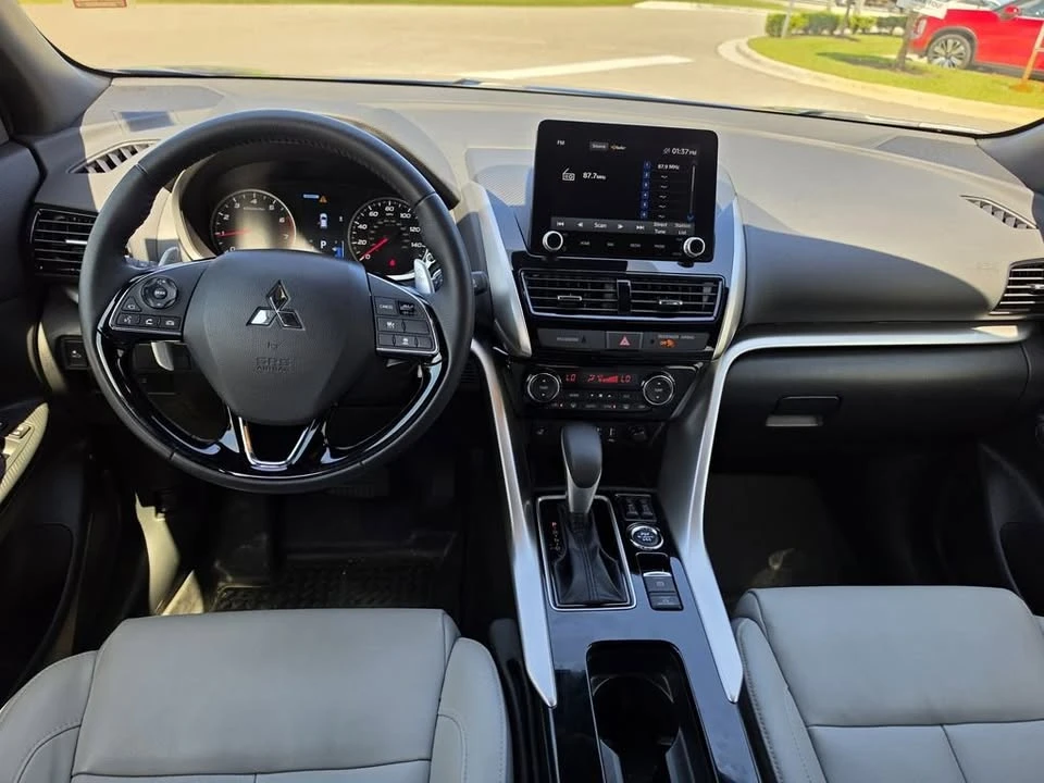 2025 Mitsubishi Eclipse Cross - Image 9 of 20