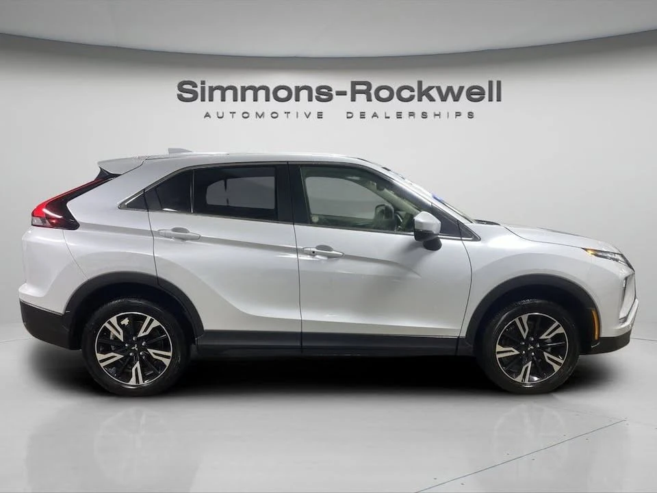 2025 Mitsubishi Eclipse Cross - Image 6 of 19