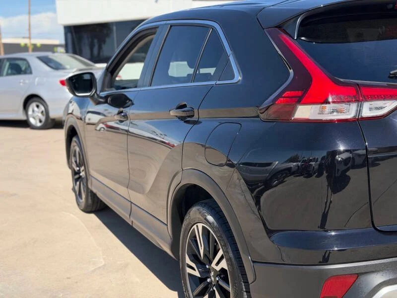 2025 Mitsubishi Eclipse Cross - Image 6 of 11