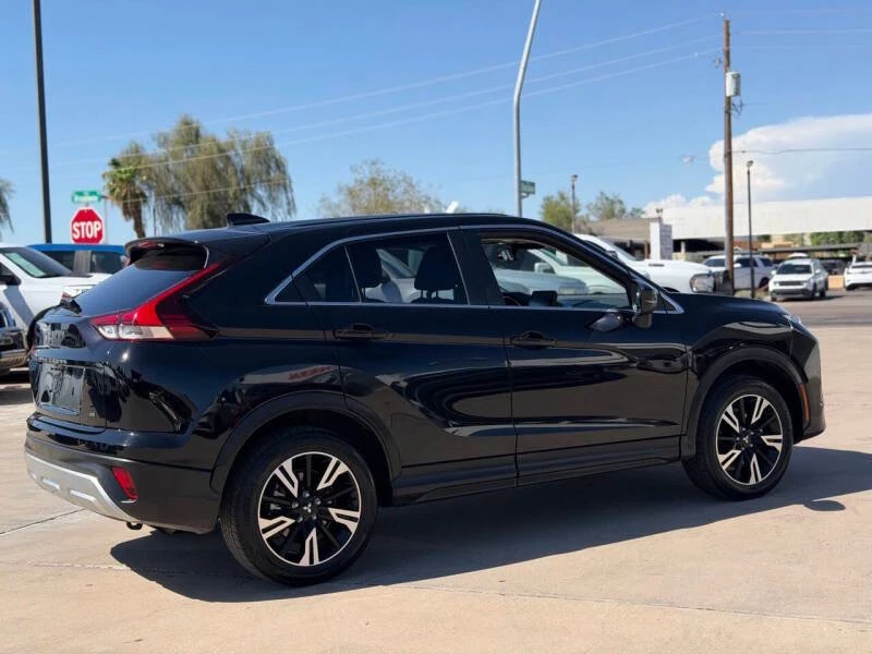 2025 Mitsubishi Eclipse Cross - Image 4 of 11