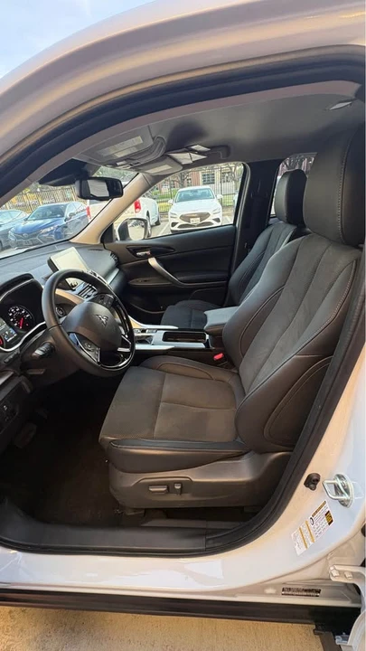 2025 Mitsubishi Eclipse Cross - Image 9 of 20