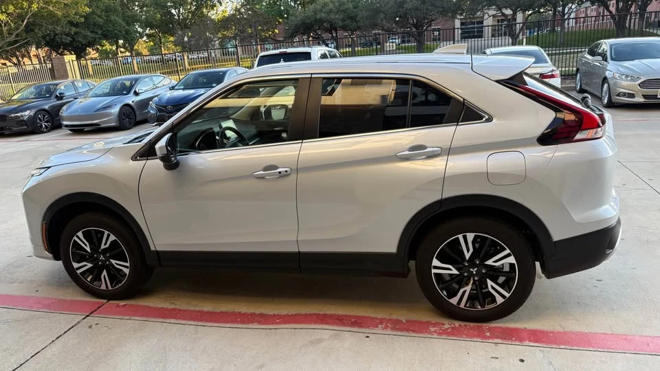 2025 Mitsubishi Eclipse Cross - Image 7 of 20