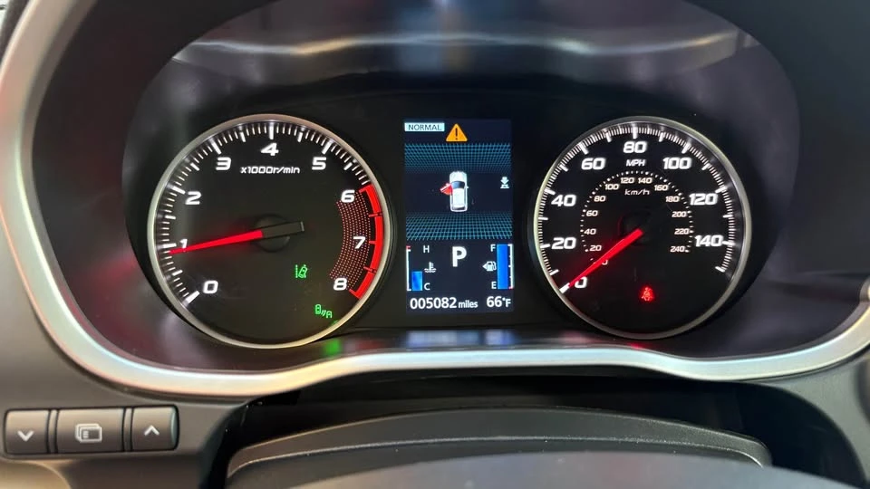 2025 Mitsubishi Eclipse Cross - Image 15 of 20