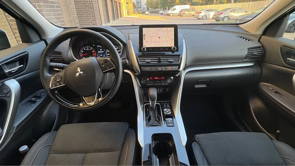 2025 Mitsubishi Eclipse Cross - Image 11 of 20