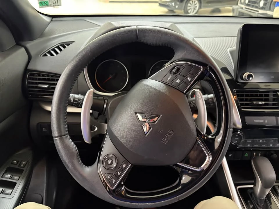 2025 Mitsubishi Eclipse Cross - Image 11 of 13