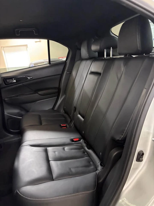 2025 Mitsubishi Eclipse Cross - Image 9 of 13