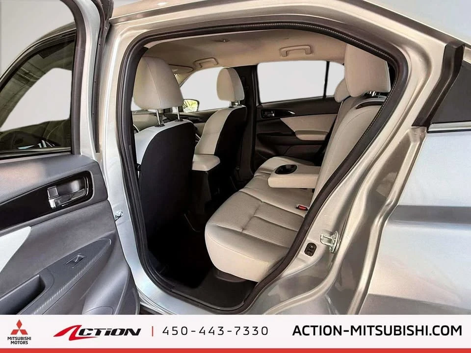 2025 Mitsubishi Eclipse Cross - Image 12 of 20
