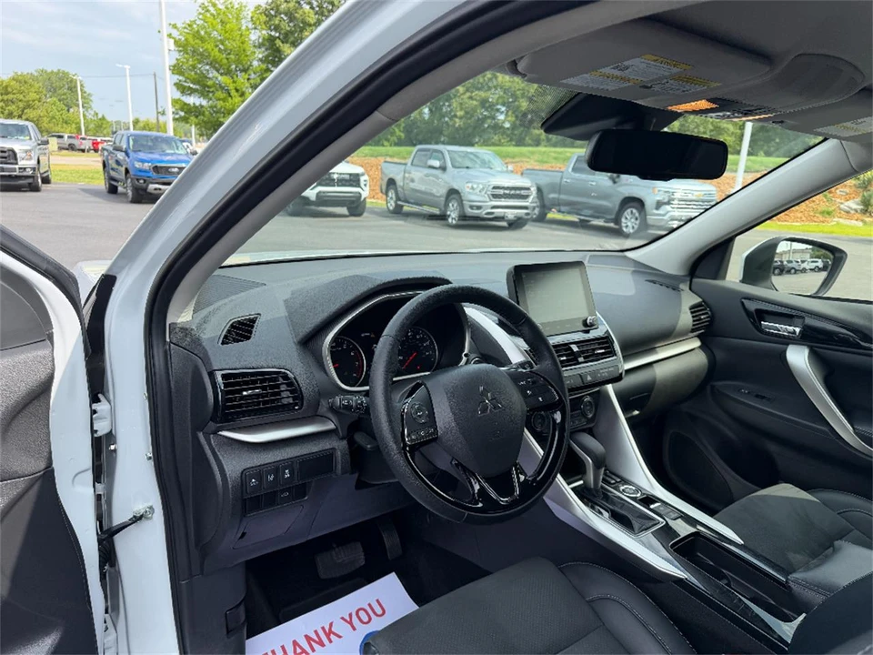 2025 Mitsubishi Eclipse Cross - Image 28 of 31