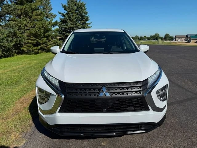 2025 Mitsubishi Eclipse Cross - Image 5 of 15
