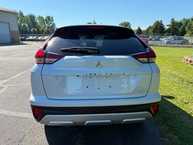 2025 Mitsubishi Eclipse Cross - Image 2 of 15