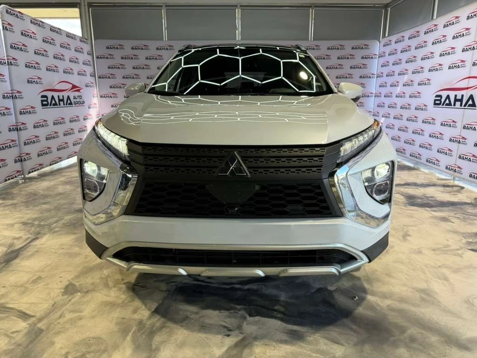 2025 Mitsubishi Eclipse Cross - Image 3 of 31