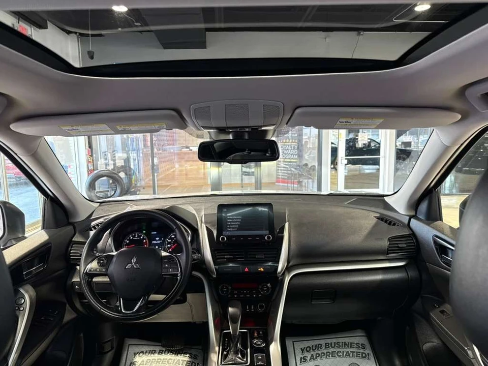 2025 Mitsubishi Eclipse Cross - Image 23 of 31