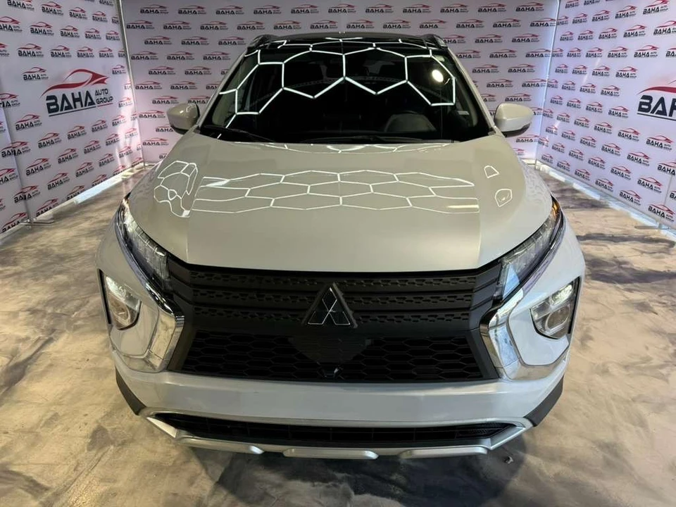 2025 Mitsubishi Eclipse Cross - Image 4 of 31