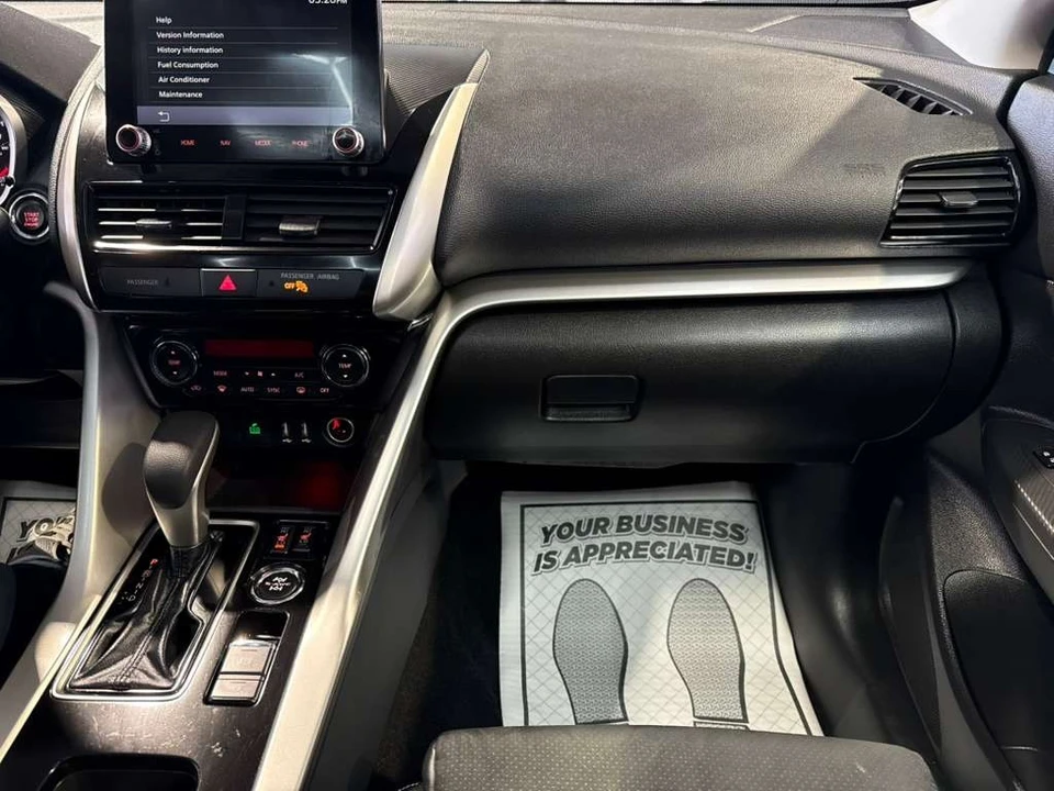 2025 Mitsubishi Eclipse Cross - Image 20 of 31