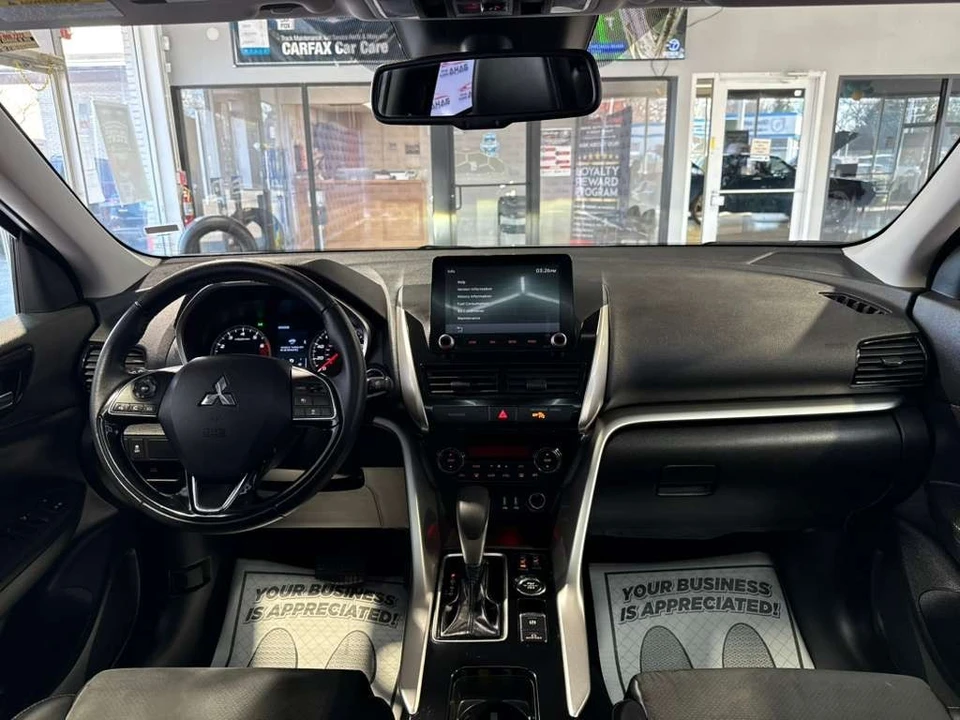 2025 Mitsubishi Eclipse Cross - Image 24 of 31