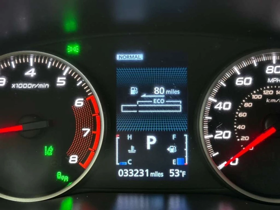 2025 Mitsubishi Eclipse Cross - Image 15 of 31