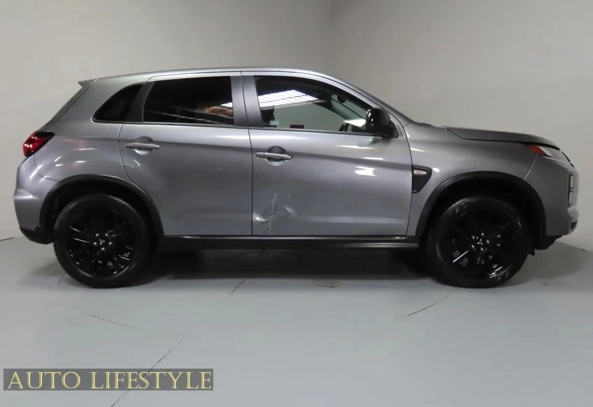 2025 Mitsubishi Outlander - Image 5 of 21