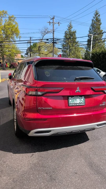 2025 Mitsubishi Outlander - Image 3 of 4