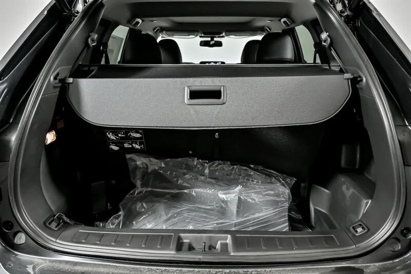 2025 Mitsubishi Outlander - Image 15 of 21