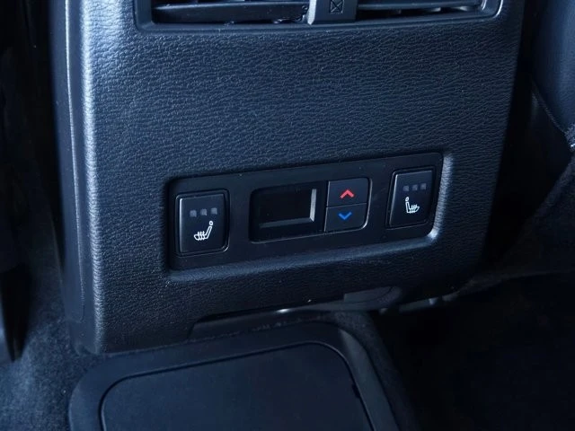 2025 Mitsubishi Outlander - Image 12 of 28
