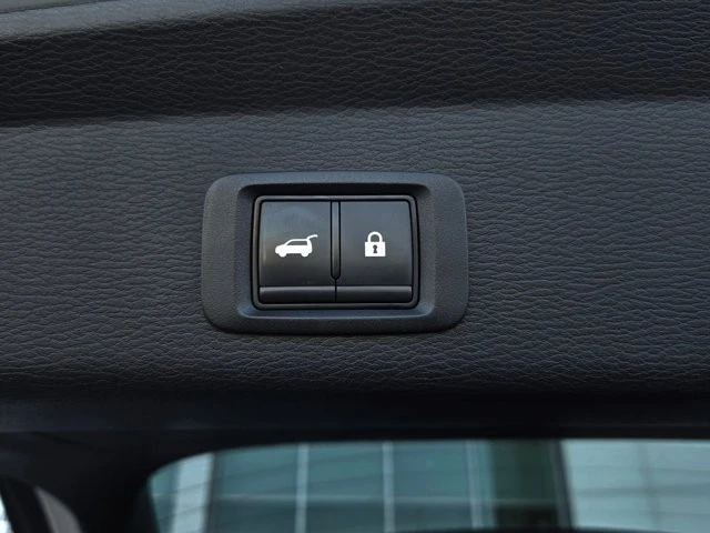 2025 Mitsubishi Outlander - Image 26 of 28