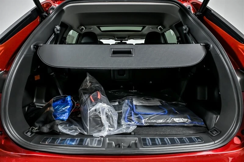 2025 Mitsubishi Outlander - Image 10 of 21
