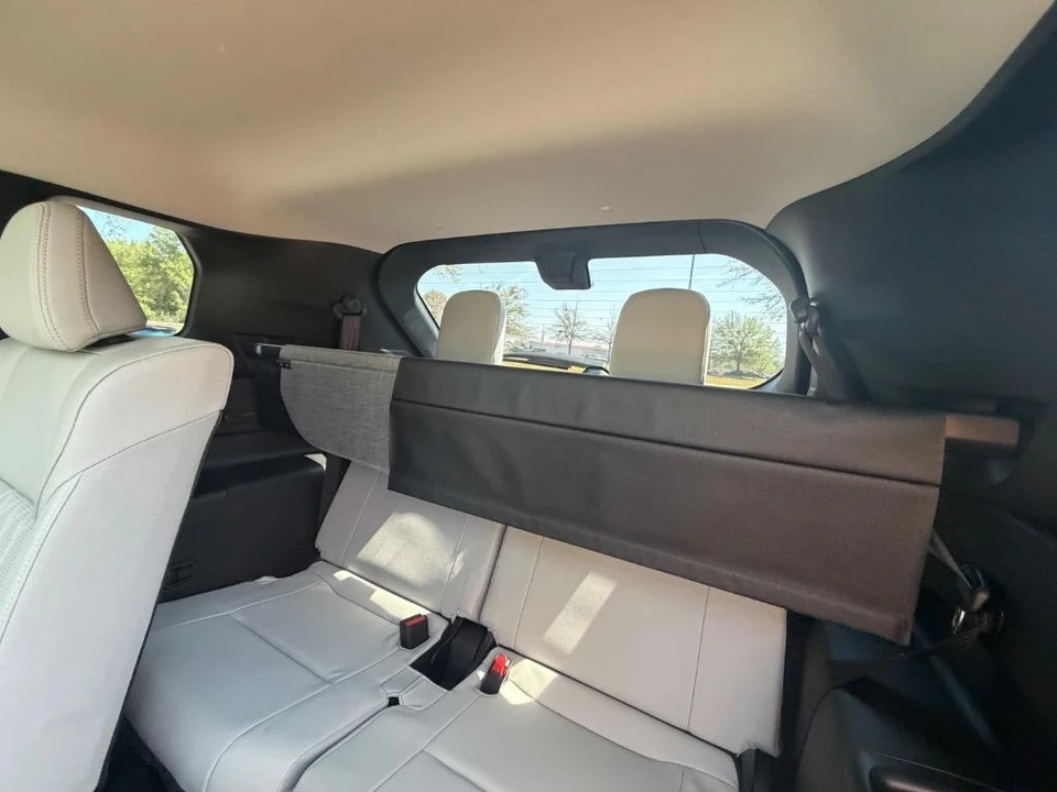 2025 Mitsubishi Outlander - Image 30 of 31