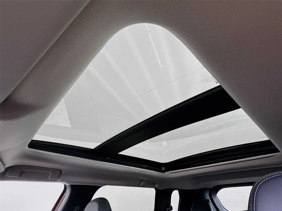 2025 Mitsubishi Outlander - Image 21 of 21