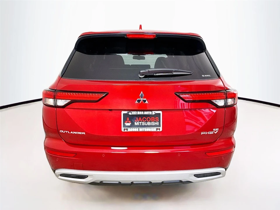 2025 Mitsubishi Outlander - Image 6 of 21