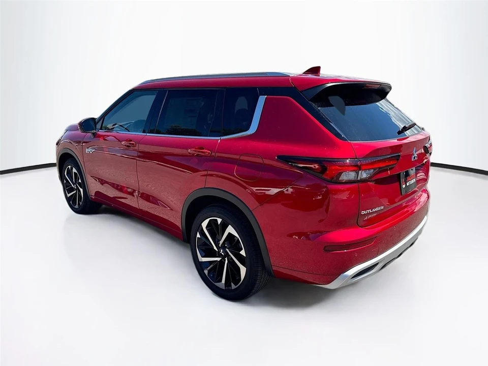 2025 Mitsubishi Outlander - Image 5 of 21