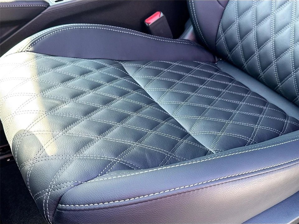2025 Mitsubishi Outlander - Image 20 of 21