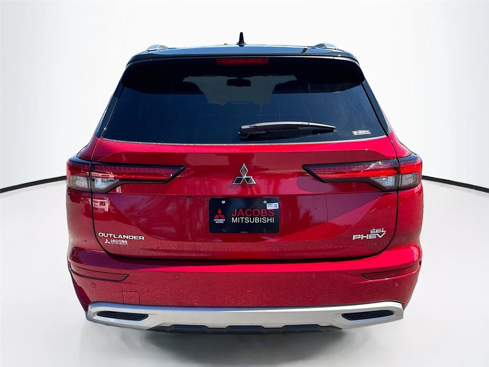 2025 Mitsubishi Outlander - Image 6 of 21