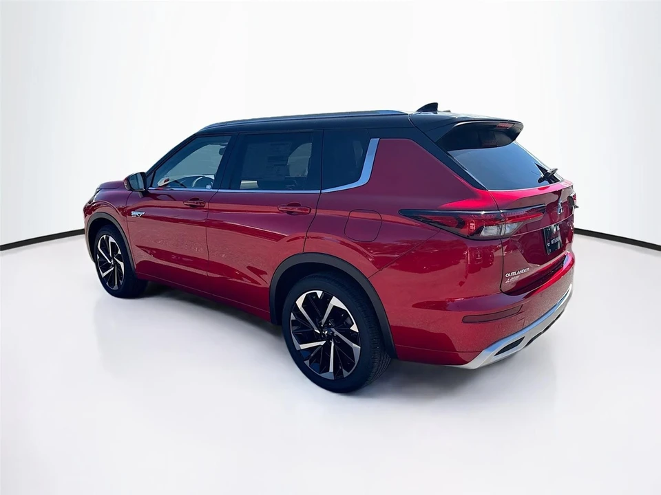 2025 Mitsubishi Outlander - Image 5 of 21