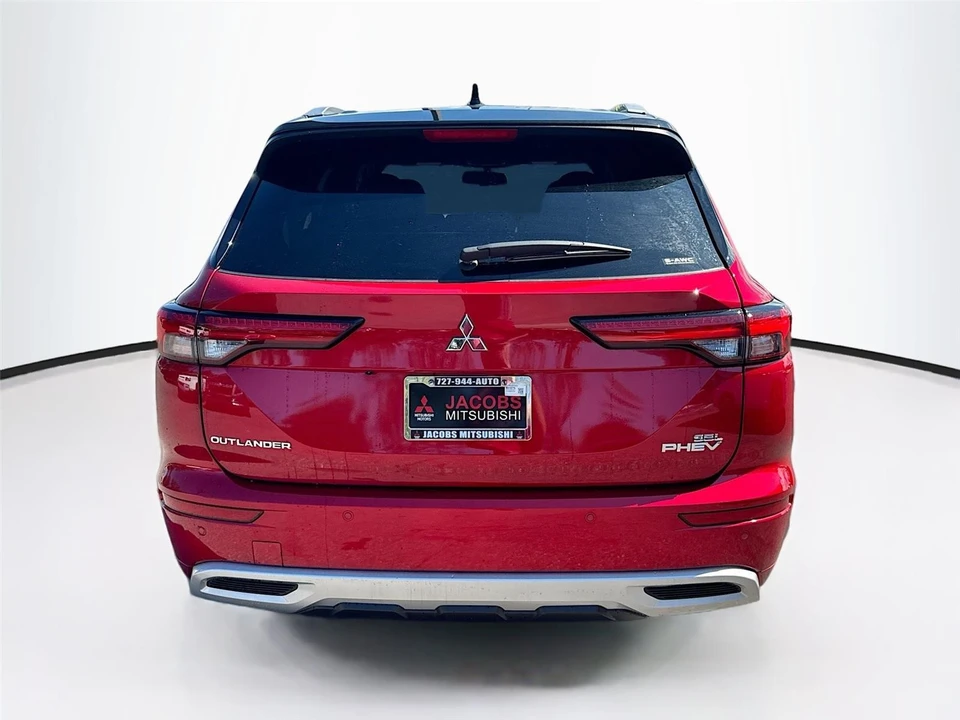 2025 Mitsubishi Outlander - Image 6 of 21