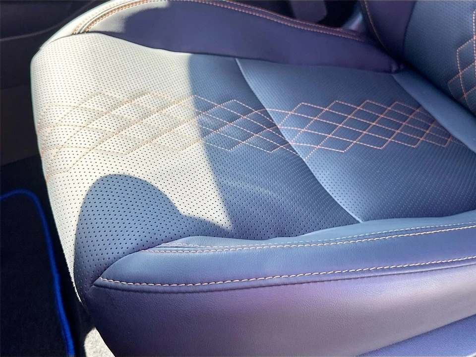 2025 Mitsubishi Outlander - Image 20 of 21