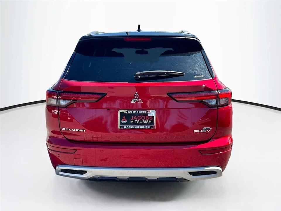 2025 Mitsubishi Outlander - Image 6 of 21