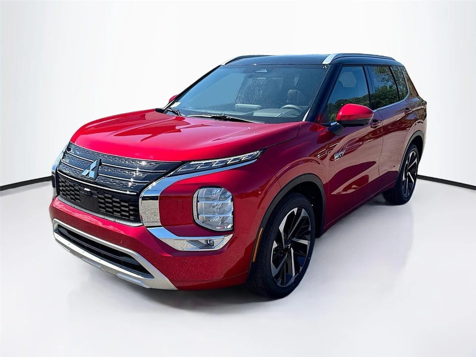 2025 Mitsubishi Outlander - Image 3 of 21
