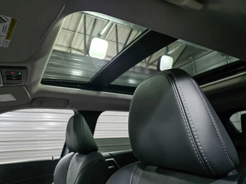 2025 Mitsubishi Outlander - Image 20 of 21