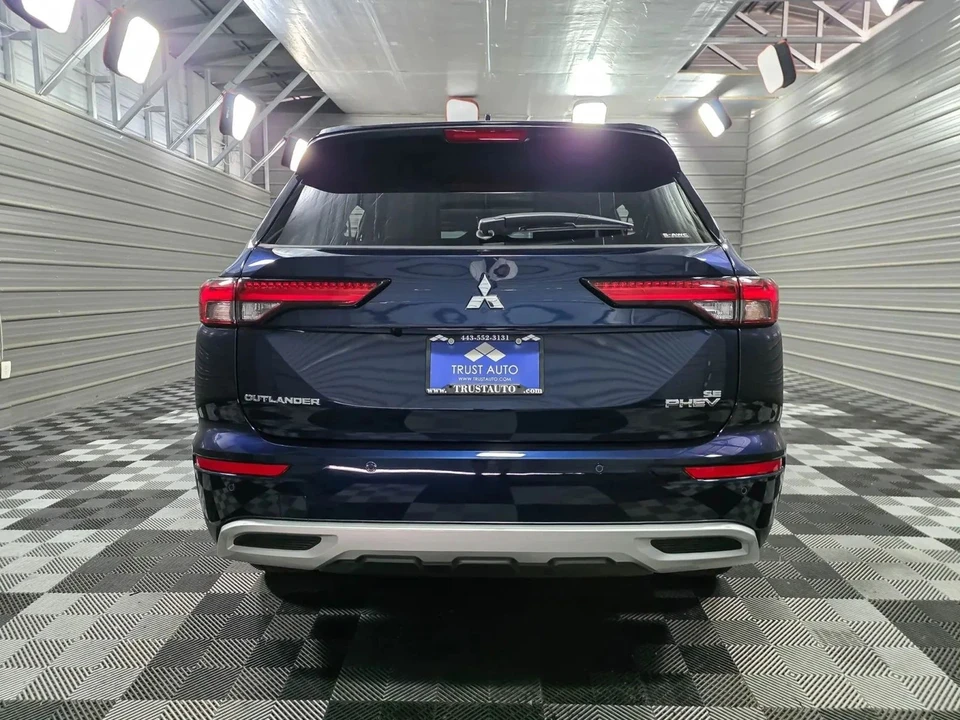 2025 Mitsubishi Outlander - Image 6 of 21