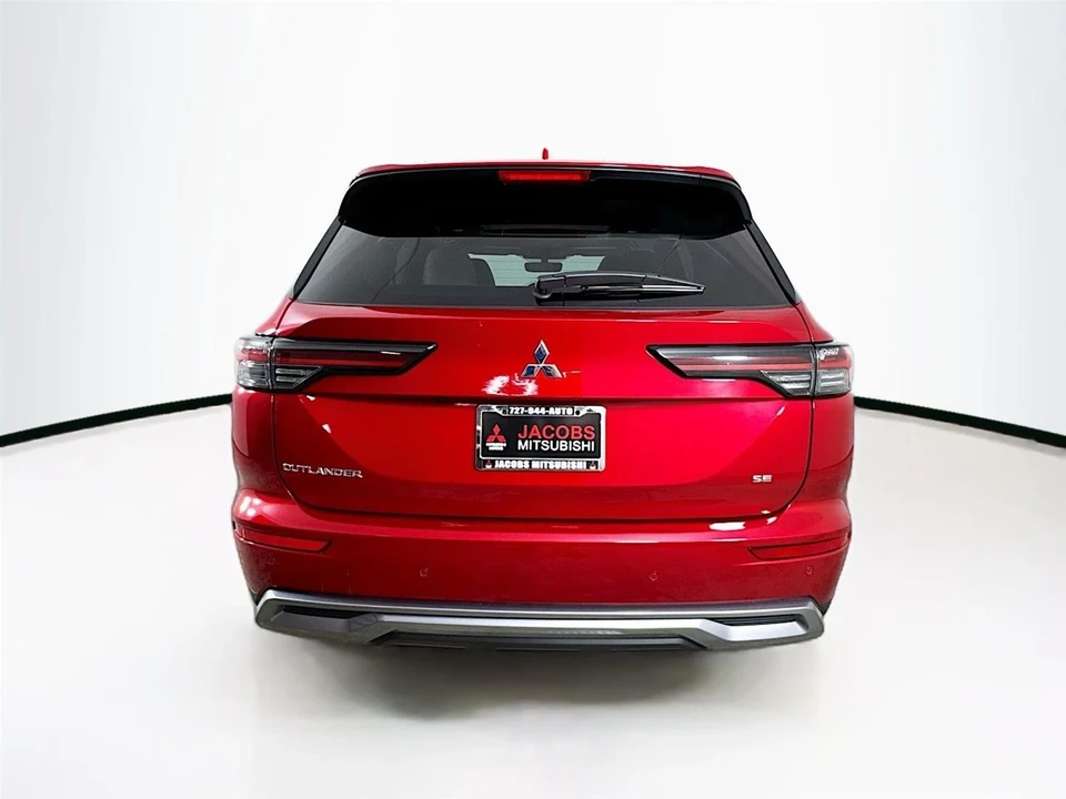 2025 Mitsubishi Outlander - Image 6 of 21