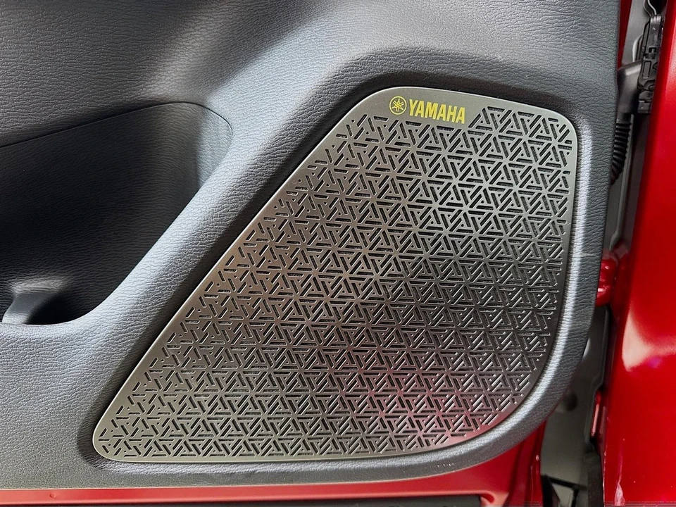 2025 Mitsubishi Outlander - Image 19 of 21
