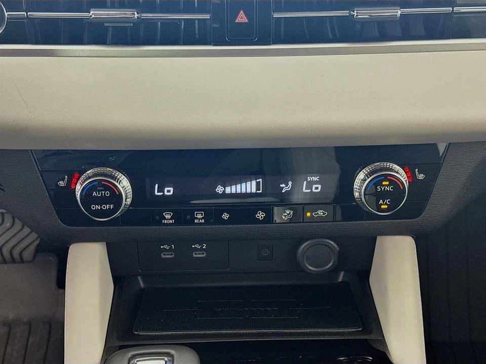 2025 Mitsubishi Outlander - Image 21 of 21