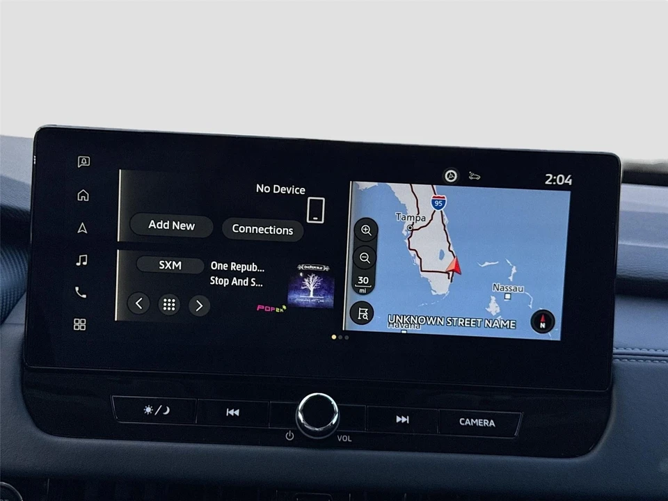 2025 Mitsubishi Outlander - Image 15 of 21